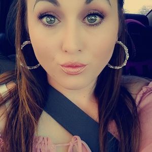 Meet your Posher, Kaitlin